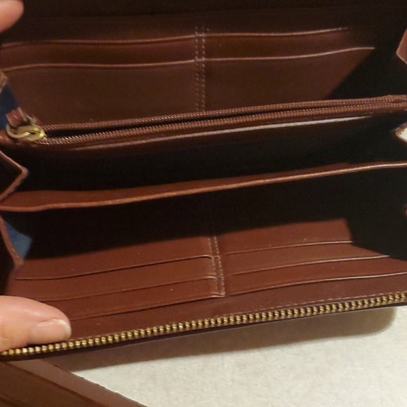 Wallet - Picture 2 of 2